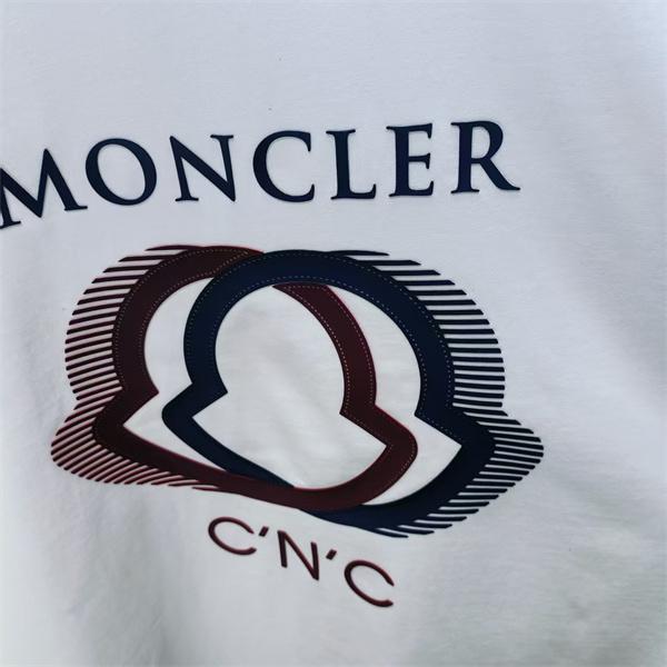 アイコンモチーフ ロゴグラフィック スタイリッシュ MONCLER モンクレール コピー 半袖Tシャツ 注目作