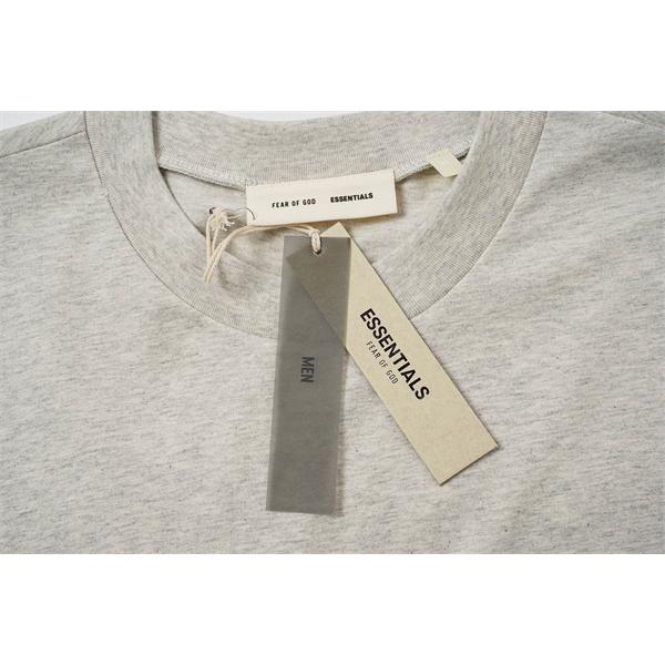 ビッグプリント レタリングデザイン 旬スタイル ESSENTIALS エッセンシャルズ コピー 半袖Tシャツ カジュアル定番