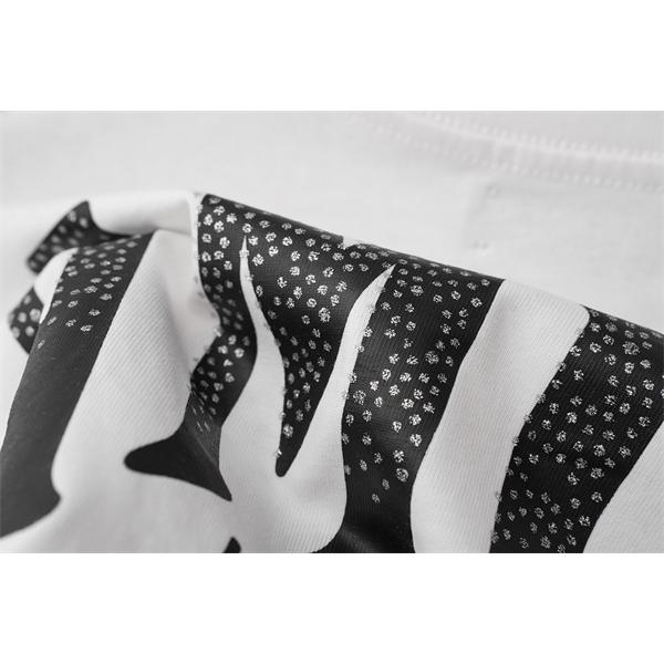 フロントグラフィック ブランドロゴ コットンウェア AMIRI アミリ コピー 半袖Tシャツ グランジスタイル