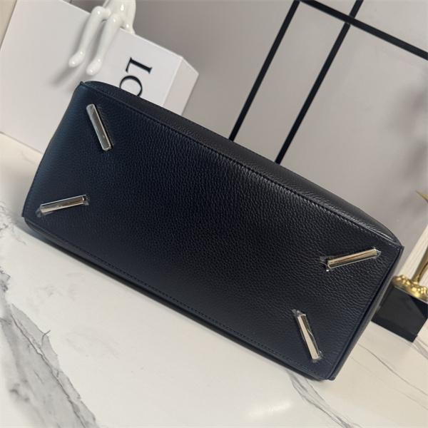 高品質☆☆LOEWE Puzzle ロエベショルダーバッグコピー2026人気ランキング上品定番