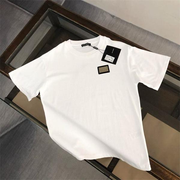 メタルプレート 胸元アクセント ベーシックシルエット DOLCE & GABBANA ドルチェ＆ガッバーナ コピー 半袖Tシャツ デイリーファッション