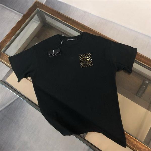 DOLCE & GABBANA ドルチェ＆ガッバーナ コピー 半袖Tシャツ メタリック調アクセント シンプルシルエット 上質カジュアルスタイル