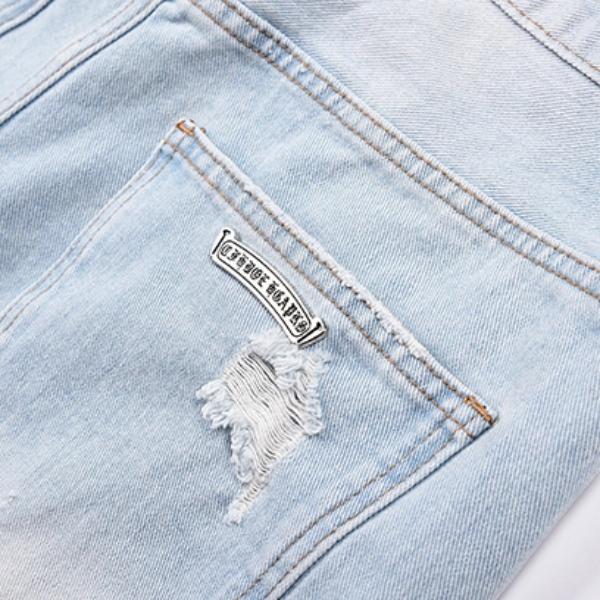クロスパッチとクラッシュ加工が映える定番人気デニムショートパンツ Chrome Hearts ウォッシュ仕上げ クロムハーツ