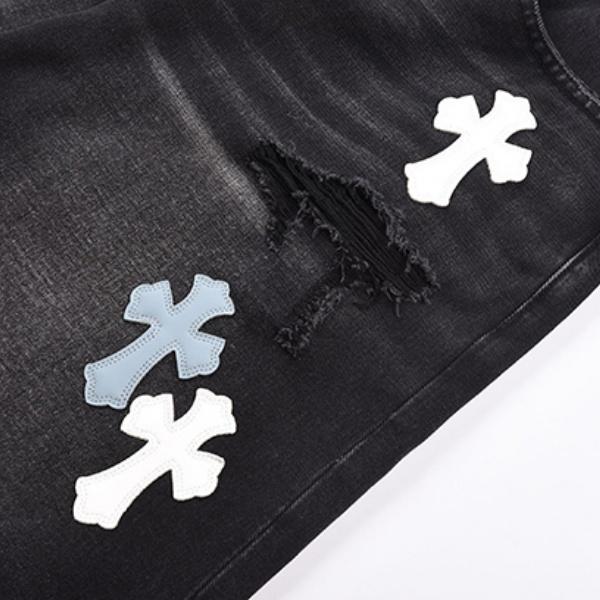 クロスパッチとクラッシュ加工が映える定番人気デニムショートパンツ Chrome Hearts ウォッシュ仕上げ クロムハーツ