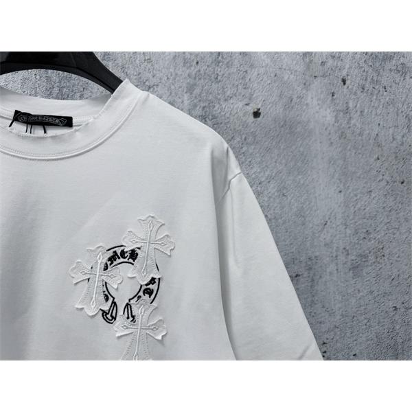 クロスグラフィック ワンポイントデザイン 着回し力 CHROME HEARTS クロムハーツ コピー 半袖Tシャツ トレンド感