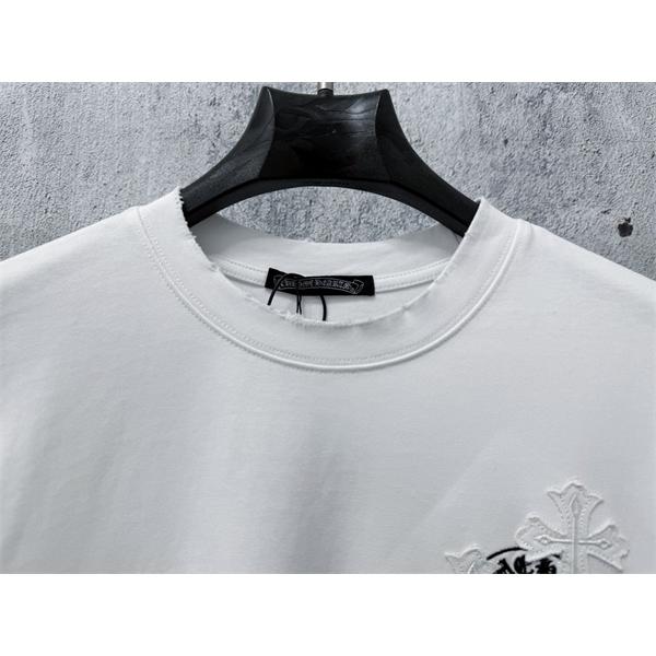 クロスグラフィック ワンポイントデザイン 着回し力 CHROME HEARTS クロムハーツ コピー 半袖Tシャツ トレンド感