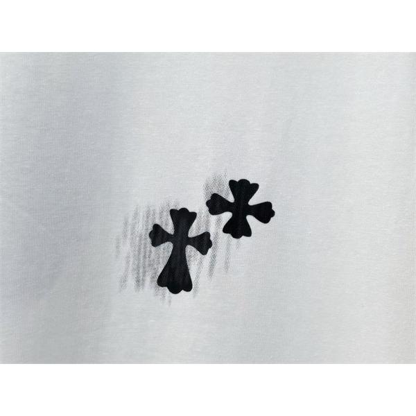 フローラルアイコン 胸元デザイン シンプルフォルム CHROME HEARTS クロムハーツ コピー 半袖Tシャツ 高評価アイテム