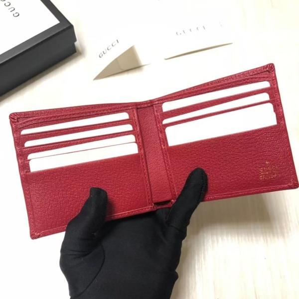 話題コラボ ドラえもん総柄 GUCCI 二つ折り財布 レッド内装 グッチ 注目アイテム