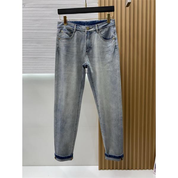 2026トレンド春夏バーバリージーンズスーパーコピー BURBERRYファッション性抜群リラックス感