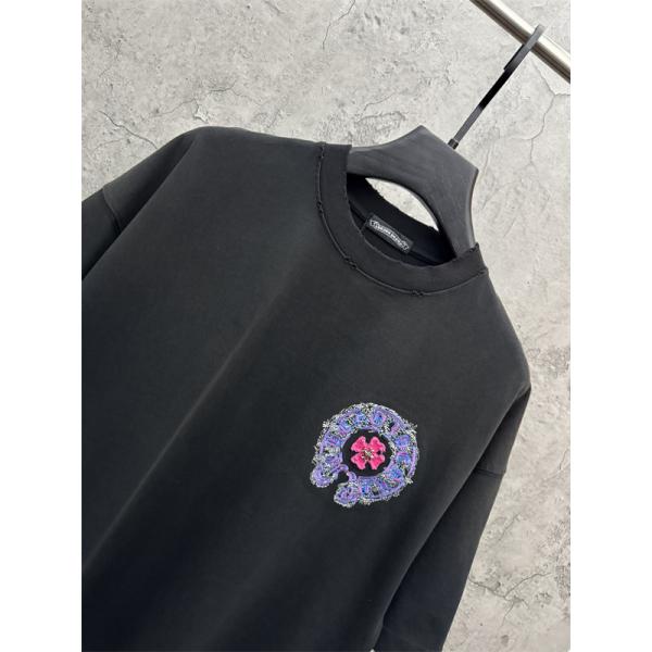 カラーフローラルモチーフ 刺繍ロゴ デザイン性 CHROME HEARTS クロムハーツ コピー 半袖Tシャツ 旬アイテム