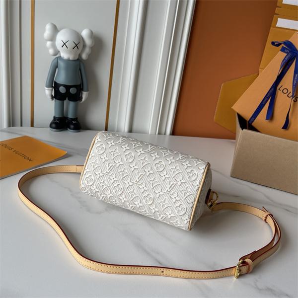 モノグラム柄 ミニハンド ショルダーストラップ付き コンパクトサイズ LOUIS VUITTON ルイヴィトン コピー バッグ 上品コーデ