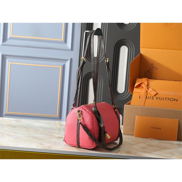 バイカラーデザイン モノグラムアクセント コンパクトフォルム 存在感ある佇まい LOUIS VUITTON ルイヴィトン コピー バッグ