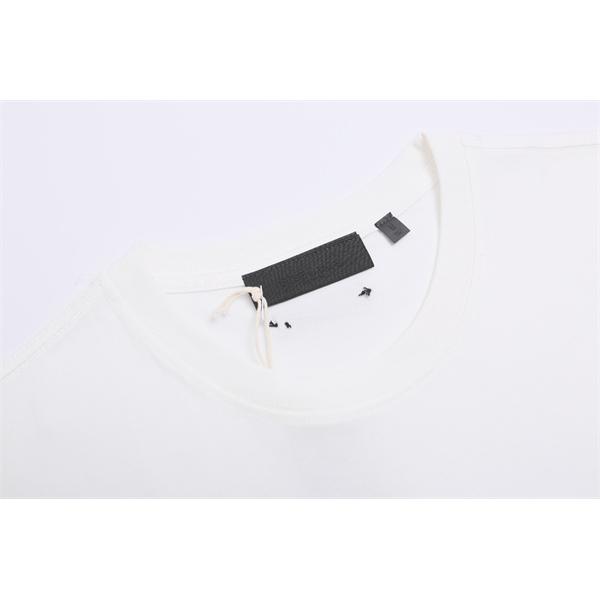 シンプルシルエット ミニマルフォルム ESSENTIALS エッセンシャルズ コピー ノースリーブTシャツ カジュアルコーデ 旬顔アイテム