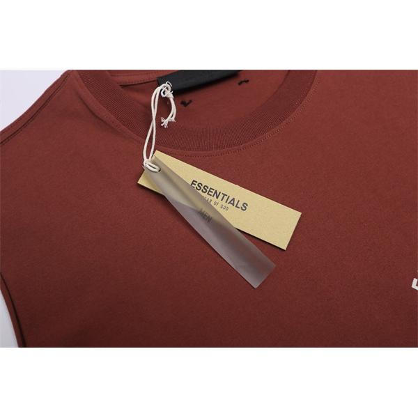 ロゴアクセント シンプルシルエット ESSENTIALS エッセンシャルズ コピー ノースリーブTシャツ カジュアルスタイル おしゃれコーデ