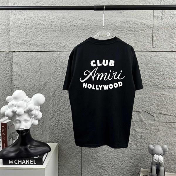 クラブロゴデザイン クルーネック AMIRI アミリ コピー 半袖Tシャツ シンプルシルエット ブランドウェア 軽やかな着心地