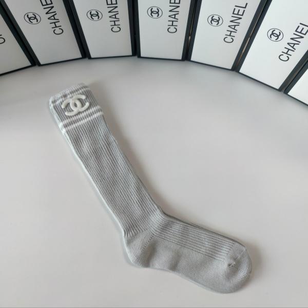 人気上昇 シャネル 激安 カシミヤ混リブ CHANEL ハイソックス 4色組 ギフト包装