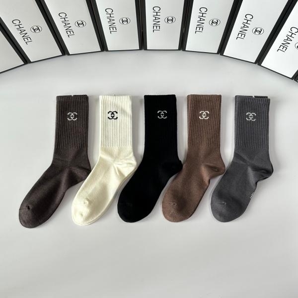 限定入荷 リブ編みワンポイント シャネル ミドル丈ソックス CHANEL 5足セット 箱付き