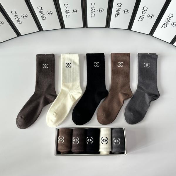 限定入荷 リブ編みワンポイント シャネル ミドル丈ソックス CHANEL 5足セット 箱付き