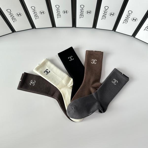 限定入荷 リブ編みワンポイント シャネル ミドル丈ソックス CHANEL 5足セット 箱付き