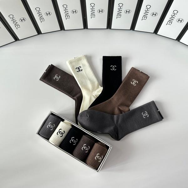 限定入荷 リブ編みワンポイント シャネル ミドル丈ソックス CHANEL 5足セット 箱付き