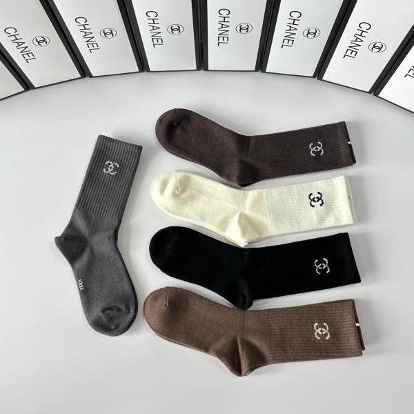限定入荷 リブ編みワンポイント シャネル ミドル丈ソックス CHANEL 5足セット 箱付き