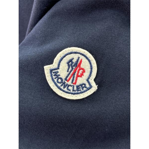 ブランドパッチデザイン ストレートシルエット 軽快な着用感 MONCLER モンクレール コピー 半袖Tシャツ 休日コーデ 注目スタイル