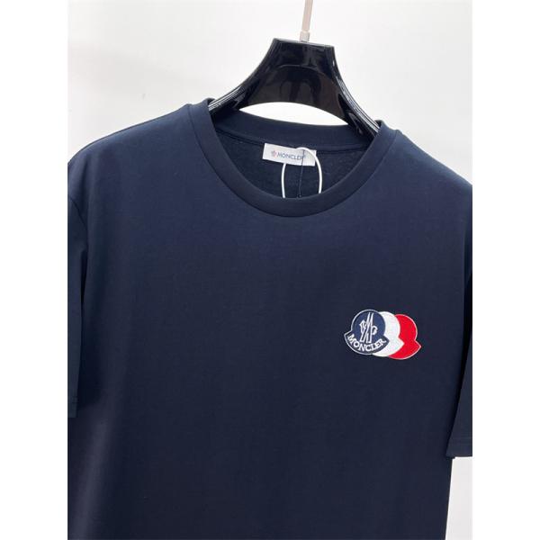 ブランドパッチデザイン ストレートシルエット 軽快な着用感 MONCLER モンクレール コピー 半袖Tシャツ 休日コーデ 注目スタイル