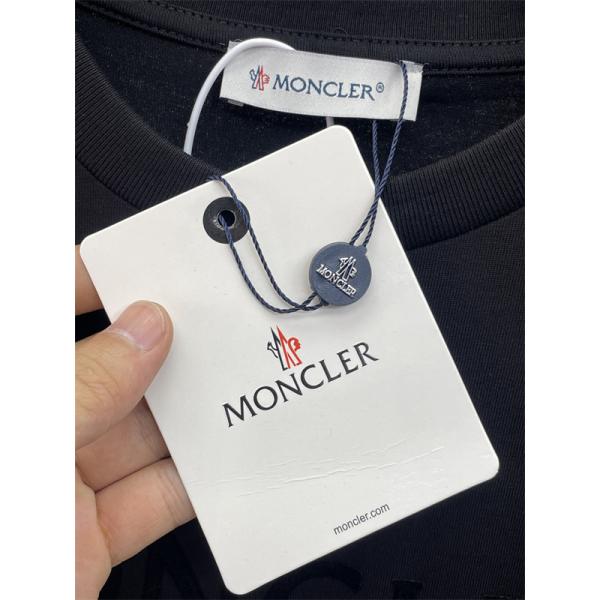 ロゴプリント ベーシックシルエット 軽量感のある着心地 MONCLER モンクレール コピー 半袖Tシャツ 定番アイテム 都会派コーデ