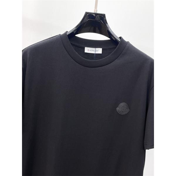 エンブレムパッチ クルーネック コットンウェア MONCLER モンクレール コピー 半袖Tシャツ 定番アイテム 洗練カジュアル