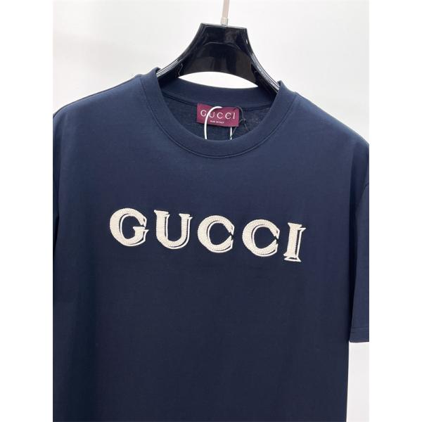 ロゴグラフィック 無地ベース リラックスシルエット GUCCI グッチ コピー 半袖Tシャツ トレンド感 大人カジュアル
