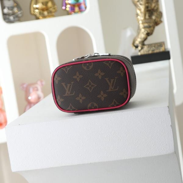 注目度UP M14832 モノグラム化粧ポーチ ルイ・ヴィトン ローズピンク内装 Louis Vuitton コンパクト収納
