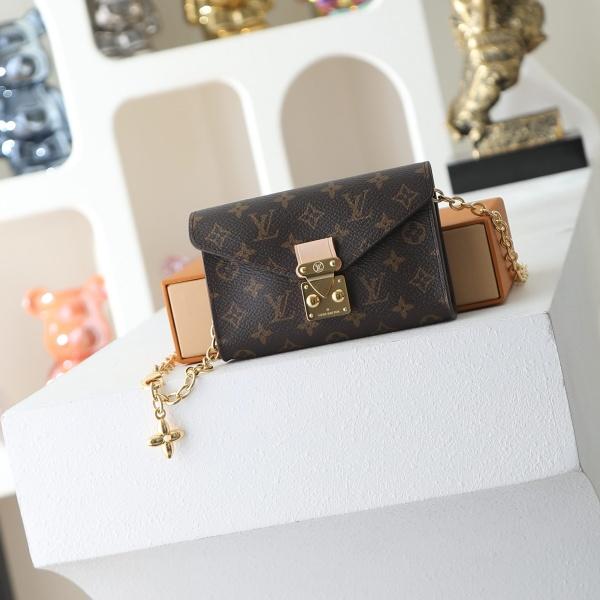 売れ筋候補 コンパクトウォレット ルイ・ヴィトン モノグラムキャンバス Louis Vuitton ゴールド金具