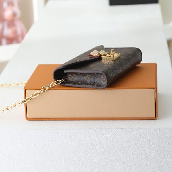 売れ筋候補 コンパクトウォレット ルイ・ヴィトン モノグラムキャンバス Louis Vuitton ゴールド金具