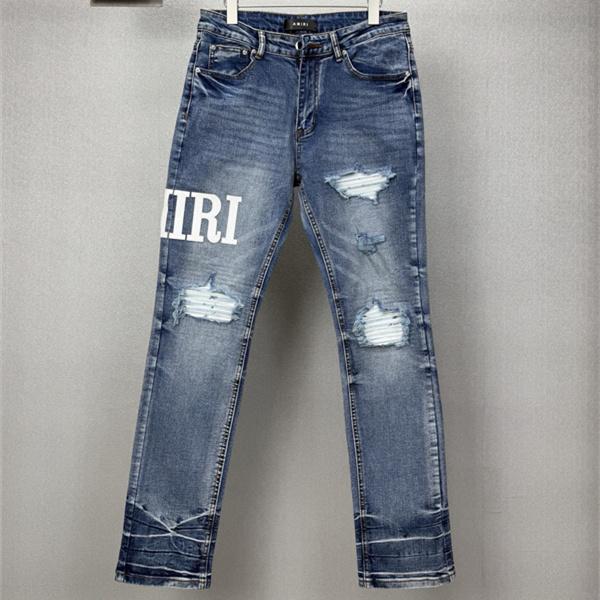 クラッシュデニム グランジテイスト リペアディテール AMIRI アミリ コピー ジーンズ 休日ファッション 2026新作