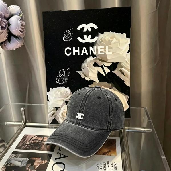 限定入荷 ウォッシュ加工 CELINE ベースボールキャップ ヴィンテージ感 セリーヌ 6色展開