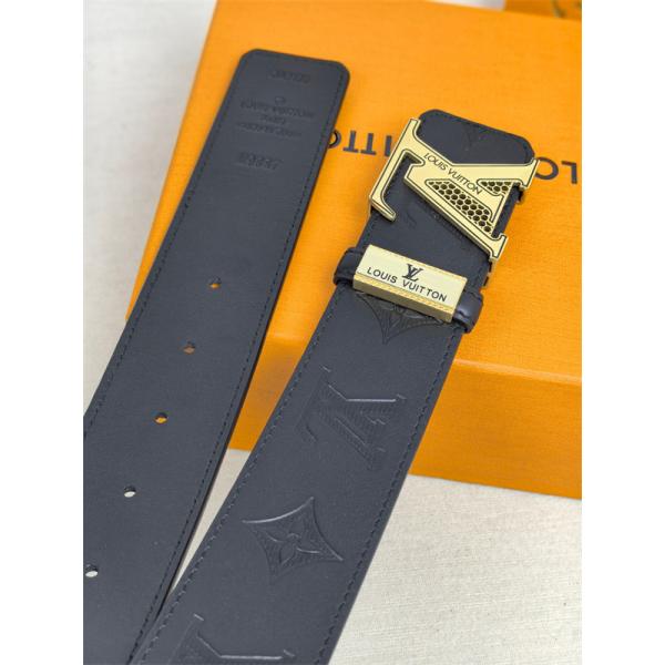 モノグラム型押し ゴールドLVバックル ハニカム装飾 LOUIS VUITTON ルイヴィトン コピー ベルト 新作注目