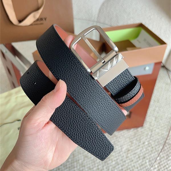 シボ調ブラック リバーシブル仕様 シルバーバックル BURBERRY バーバリー コピー ベルト 注目モデル