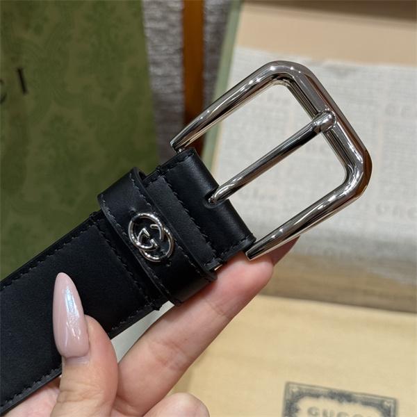 ミニGGディテール プレーンブラック スクエアピン仕様 GUCCI グッチ コピー ベルト 人気再燃