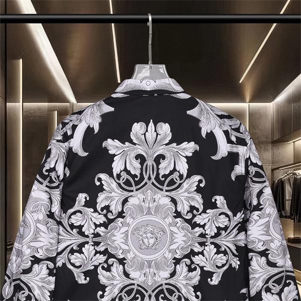 新作注目 アカンサス総柄 クラシカルモード VERSACE ヴェルサーチ コピー 長袖シャツ コーデ映え