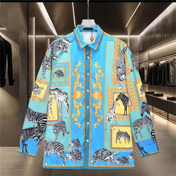 人気上昇 海外セレクト コーデ映え フレームアートプリント 端正な襟元 軽やかタッチ VERSACE ヴェルサーチ コピー 長袖シャツ