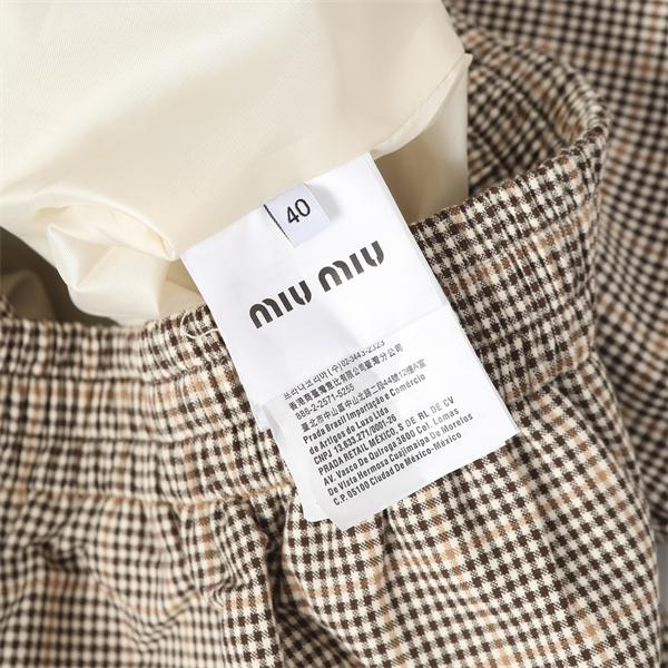 フロントファスナー すっきり丈 MIU MIU ミュウミュウ コピー ショートジャケット 実用ポケット ワークシック 海外セレクト