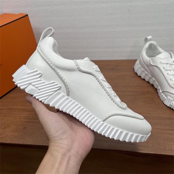 エルメススニーカースーパーコピー HERMES 軽く耐久性のある  2026セール秋冬人気品 激安(日本最大級)