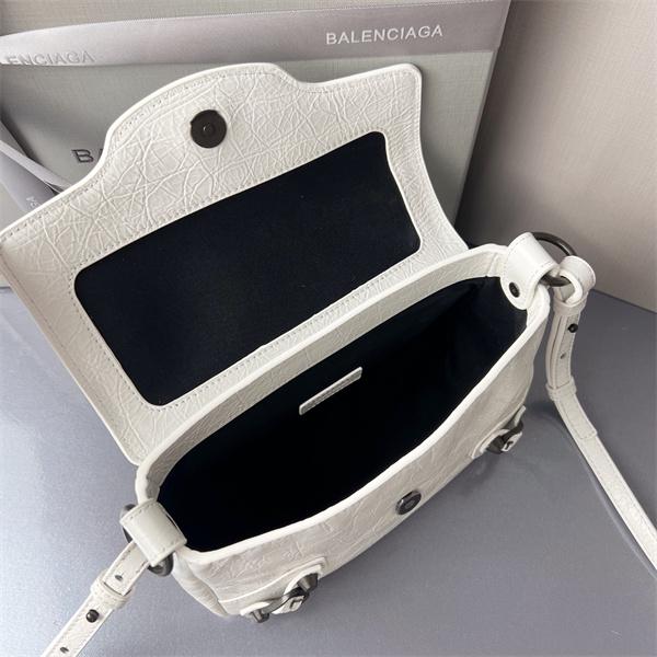 ファッションに合わせ バレンシアガ やはり人気ブランド BALENCIAGA  バッグ スーパーコピーブランド激安通販 専門店