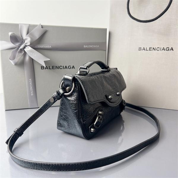 耐久性のある 2026春夏新作 BALENCIAGA バレンシアガ ショルダーバッグスーパーコピーブランド激安通販 専門店