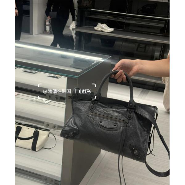 BALENCIAGA 2026 人気商品  収納 ハンドバッグ バレンシアガ スーパーコピーブランド激安通販 専門店