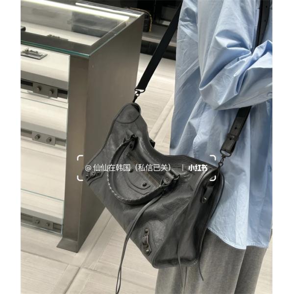 BALENCIAGA 2026 人気商品  収納 ハンドバッグ バレンシアガ スーパーコピーブランド激安通販 専門店