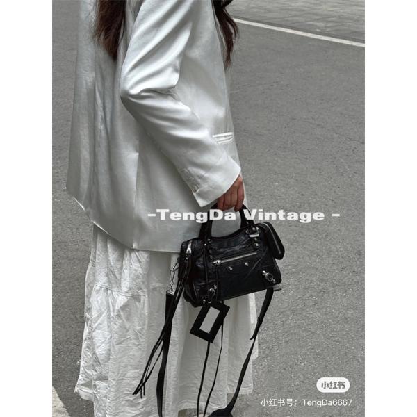 格安 2026春夏 新作 BALENCIAGA バレンシアガ ハンドバッグスーパーコピーブランド激安通販 専門店