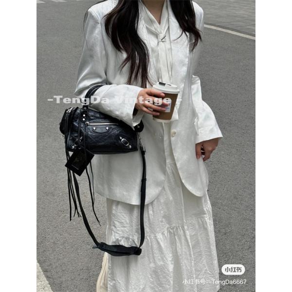 格安 2026春夏 新作 BALENCIAGA バレンシアガ ハンドバッグスーパーコピーブランド激安通販 専門店