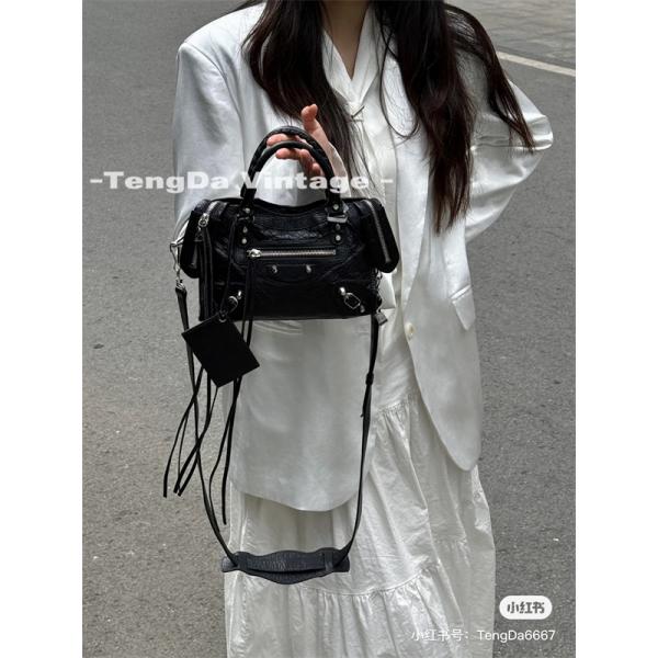 格安 2026春夏 新作 BALENCIAGA バレンシアガ ハンドバッグスーパーコピーブランド激安通販 専門店