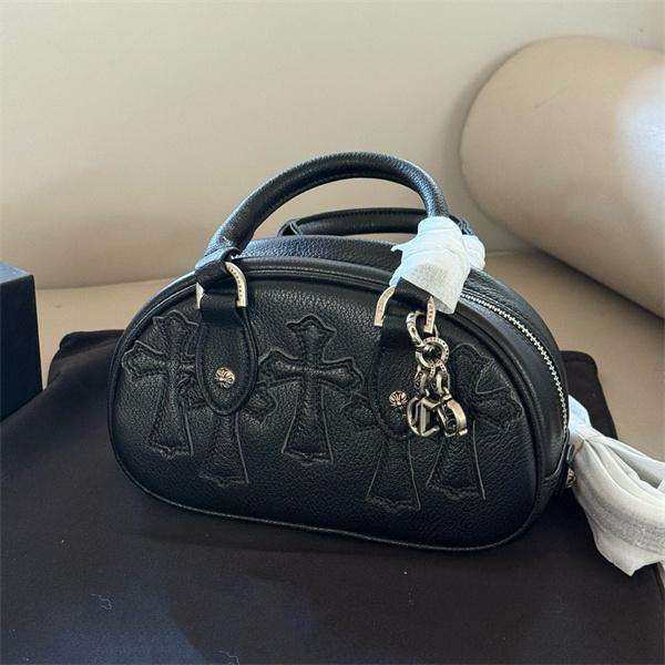 CHROME HEARTS 　大容量のクロムハーツバッグ  コピー芸能人ブランド 激安(日本最大級)